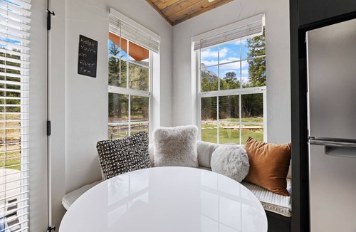 Fall River Estates Condo | Antler's Pointe 01 (HT)