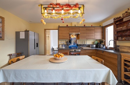 Saint-Gervais-les-Bains Apartment | Apartment "Le Pacardou" with Mountain View, Private Terrace and Wi-Fi