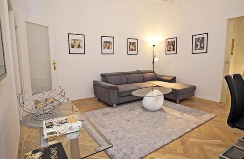Schottenfeld Apartment | Apartment ∙ 1 bedroom ∙ 2 guests