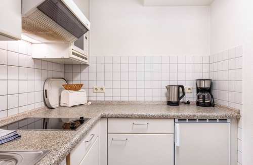 Hinterzarten Apartment | Apartment '1' with Balcony and Wi-Fi
