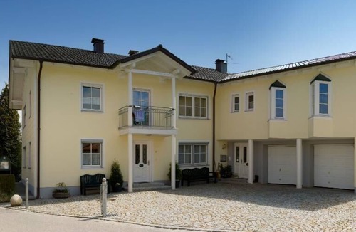 Hartkirchen Apartment | Apartment 2 | Modern apartment