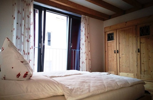Veitshoechheim Apartment | Apartment (60sqm) on the upper floor with elevator and small terrace