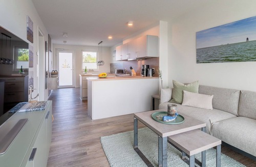 Nordstrand Apartment | Apartment "Ankergold" with Dike View, Balcony & Wi-Fi