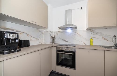 Frauenland Apartment | Apartment - balcony, parking space