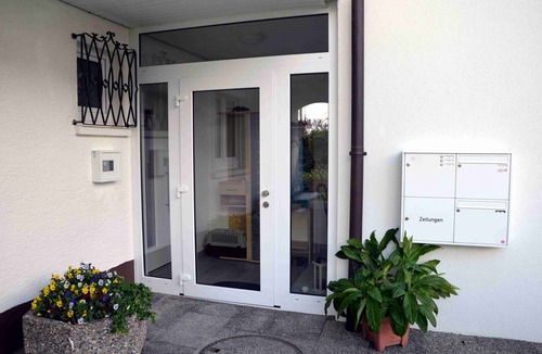 Sipplingen Apartment | Apartment 'Dahlie' with Balcony and Wi-Fi