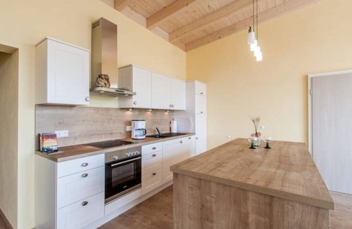 Frickenhausen a. Main Apartment | " Apartment Schwarzriesling" mit Sonnenterrasse - Ruighe Lage