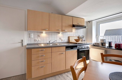 Hallig Langeneß Apartment | Apartment 'Flut' with Shared Garden and Wi-Fi