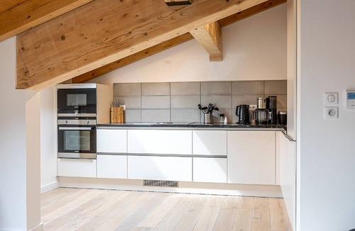Abondance House | Apartment in France near Lake Geneva