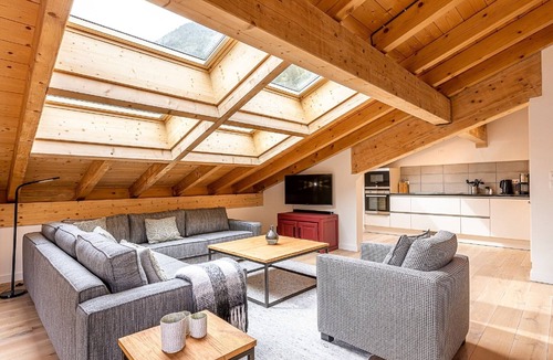 Abondance House | Apartment in France near Lake Geneva