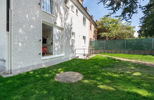 Am Waldfriedhof Apartment | Apartment 'In München Eg' with Shared Garden and Wi-Fi