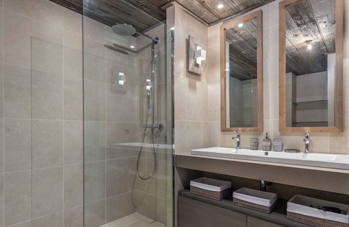 Meribel Villa | Apartment Lapin 3 - Two Bedroom Villa, Sleeps 4