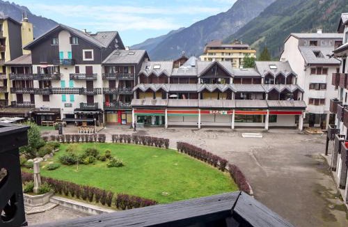 Chamonix City Centre Apartment | Apartment Le Triolet-8 by Interhome