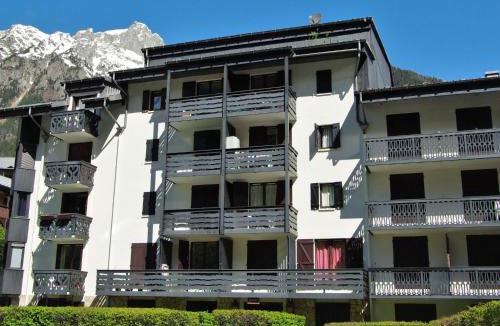 Chamonix City Centre Apartment | Apartment Le Triolet-8 by Interhome