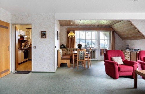 Saig Apartment | Apartment 'Mönch' with Shared Garden, Balcony and Wi-Fi