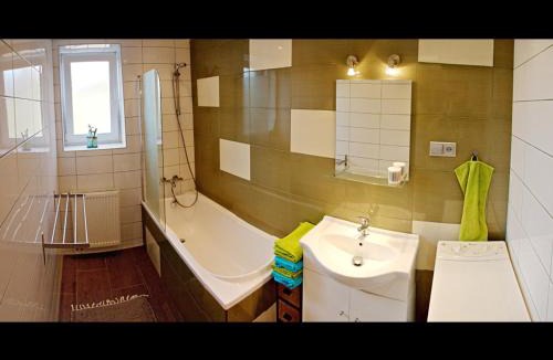 Vrsovice Apartment | Apartment Pod Sychrovem