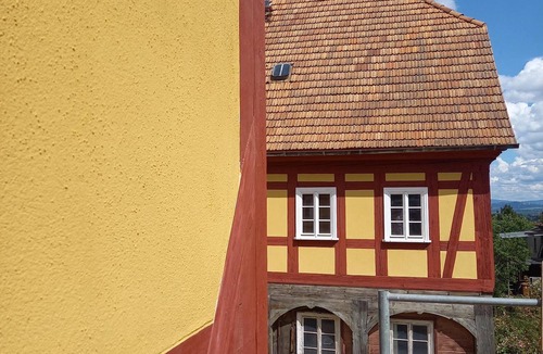 Bertsdorf Apartment | Apartment 'Scheibe' with Mountain View and Wi-Fi