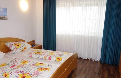 Petershausen-Ost Apartment | Apartment upper floor left with 60sqm, 1 bedroom, max. 2 people