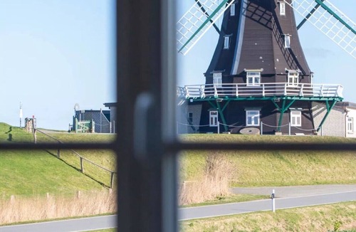 Pellworm Apartment | Apartment 'Urlaub An Der Nordermühle' with Shared Garden and Wi-Fi
