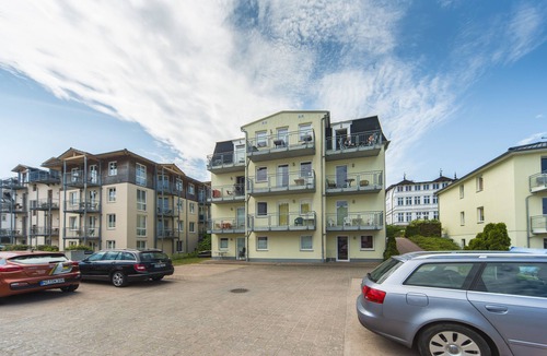 Ahlbeck Apartment | Apartment Usedom Seebad Ahlbeck on the stand with Lake View Balcony Parking