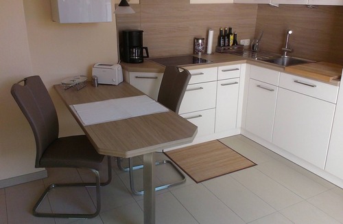 Holstentor-Nord Apartment | Apartment with garden
