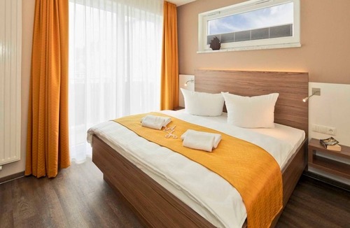 Seebad Bansin Bed & Breakfast | App. 2/Nr. 5 - Dünenhaus Aurell - directly on the Baltic Sea beach