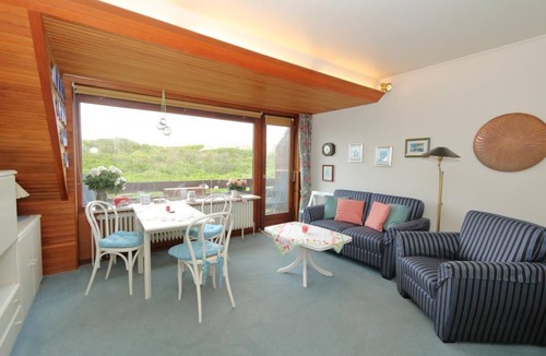 Wenningstedt-Braderup Apartment | App. Feusser - Directly behind the dune at the beach crossing