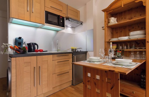 Chamonix City Centre Apartment | Appartement Paccard 305, Chamonix, France