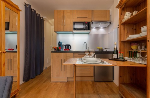 Chamonix City Centre Apartment | Appartement Paccard 305, Chamonix, France
