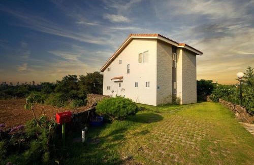 Aewol Villa | Arche House B