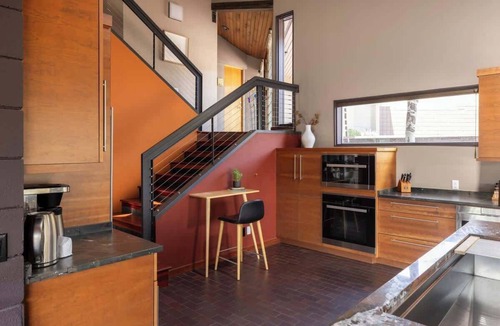 Golden House | Architects Dream Home | Secluded Mtn Retreat 30+