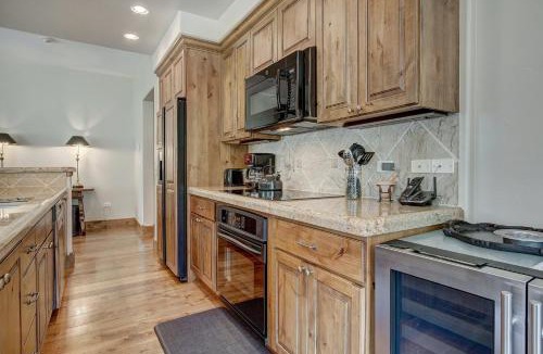 Edwards Cabin | Arrowhead Village, A Vail Resorts Property