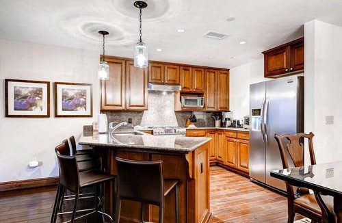 Avon Condo | Ascent 103 - 3 Bedroom Residence