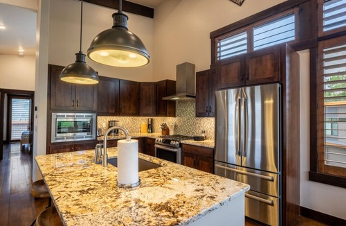 Silverthorne House | Aspen Sky Lodge - Walk to Clubhouse, Mountain Views, EV Charging