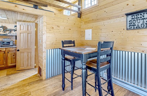 Park County Cottage | Atmospheric cabin on 1,800-acre ranch with animals, mountains, games & firepit