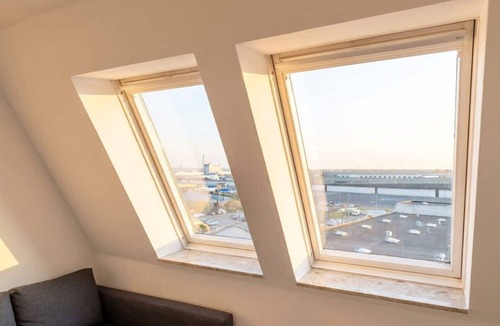 Nord-Mitte Apartment | Attic Apartment | Harbor View 2 BR Bremerhaven