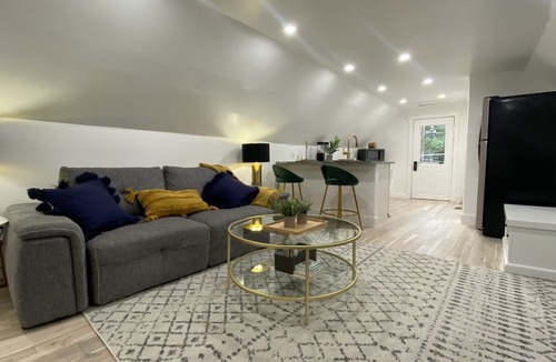 Curtis Park House | Attic apartment in RiNo/Five points. 5min away from Train station