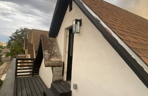 Curtis Park House | Attic apartment in RiNo/Five points. 5min away from Train station
