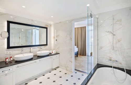 Hietzing Hotel | Austria Trend Parkhotel Schönbrunn