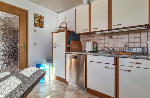 Kranichfeld House | Awesome home in Kranichfeld with WiFi