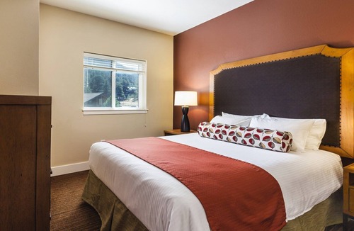Estes Park Resort | Awesome summers and gorgeous winters!