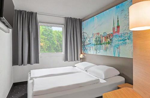 Huxtertor/Muhlentor/Gartnergasse Hotel | B&B Hotel Lübeck Berliner-Platz