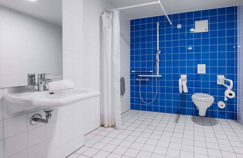 East Fasanenhof Hotel | B&B HOTEL Stuttgart-Airport/Messe