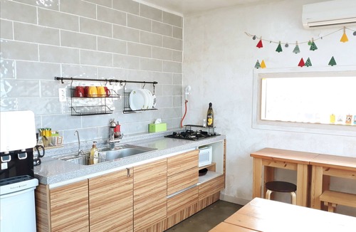 Hangyeong House | Baebae Guesthouse