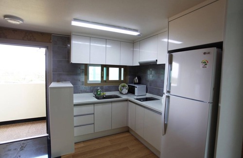 Hangyeong House | Basapan Pension