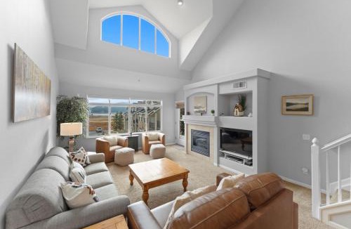 Frisco Apartment | Bay Club #209 : 2150