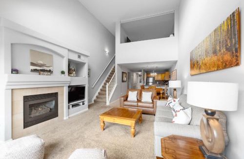 Frisco Apartment | Bay Club #209 : 2150