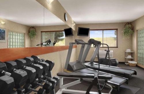 Golden Hotel | Baymont by Wyndham Golden/Red Rocks