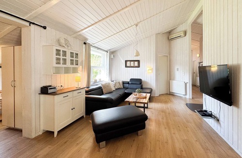 Travemuende House | Beach view vacation home 13