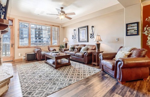 Frisco Condo | Beautiful 3 Bedroom Property next to Lake Dillon in Frisco!!