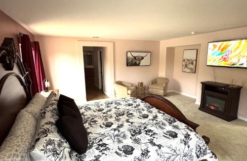 Moreno Valley House | Beautiful 5 BR and 3 BA home with AC and Wifi